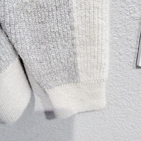 Zara Wool Blend Textured Patchwork Sweater Crew Neck Size Medium Pullover Knit - Picture 4 of 10